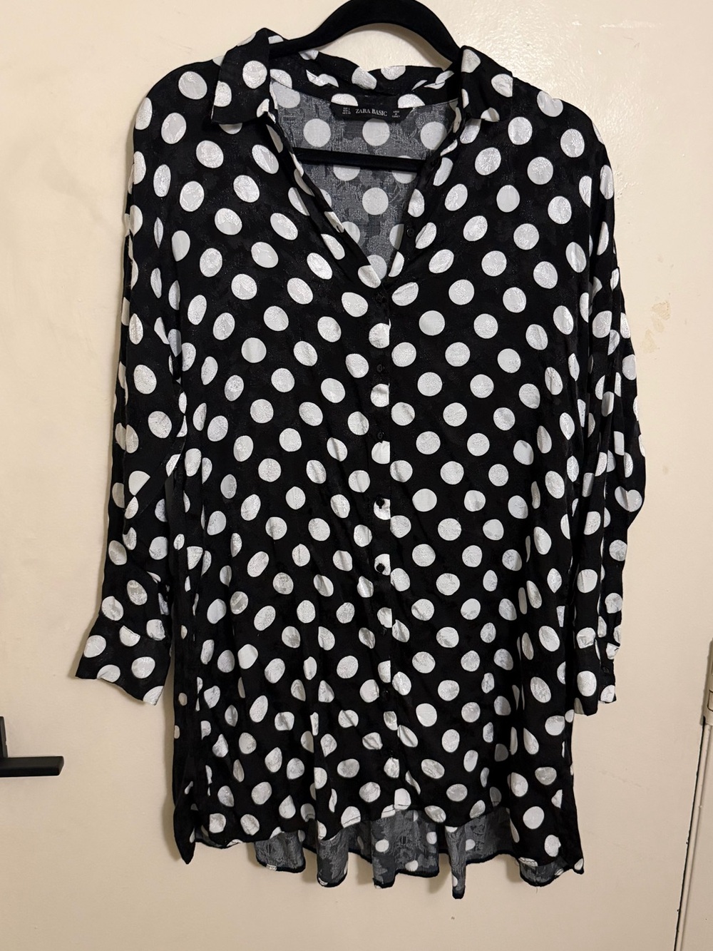 Zara Black and White Polka Dot Button-Down hi low Shirt Blouse tunic Large L